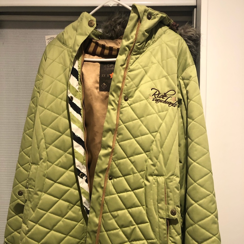 Snowboard jacket.